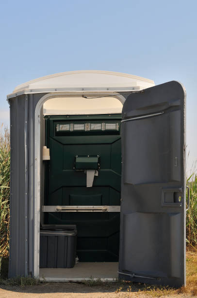 Best Porta potty delivery and setup  in Paris, KY